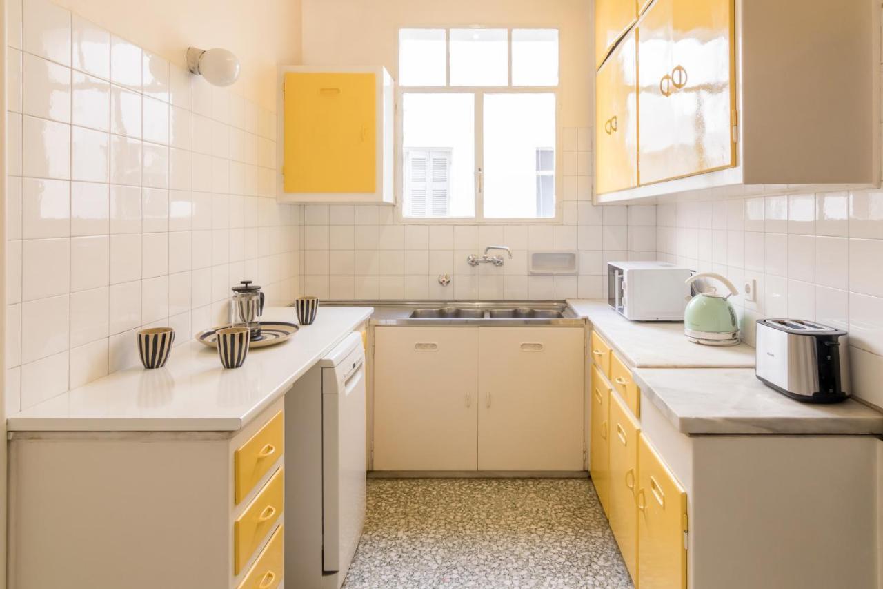 Phaedrus Living: Center Flat Michalakopoulou * Athen